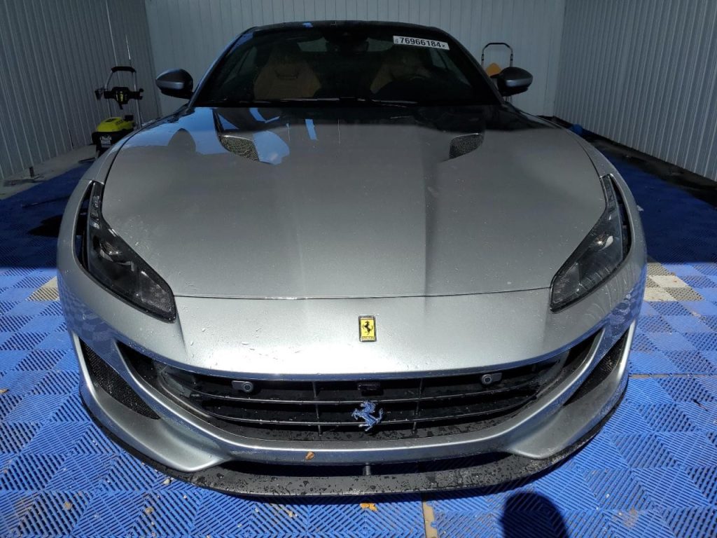 FERRARI Portofino