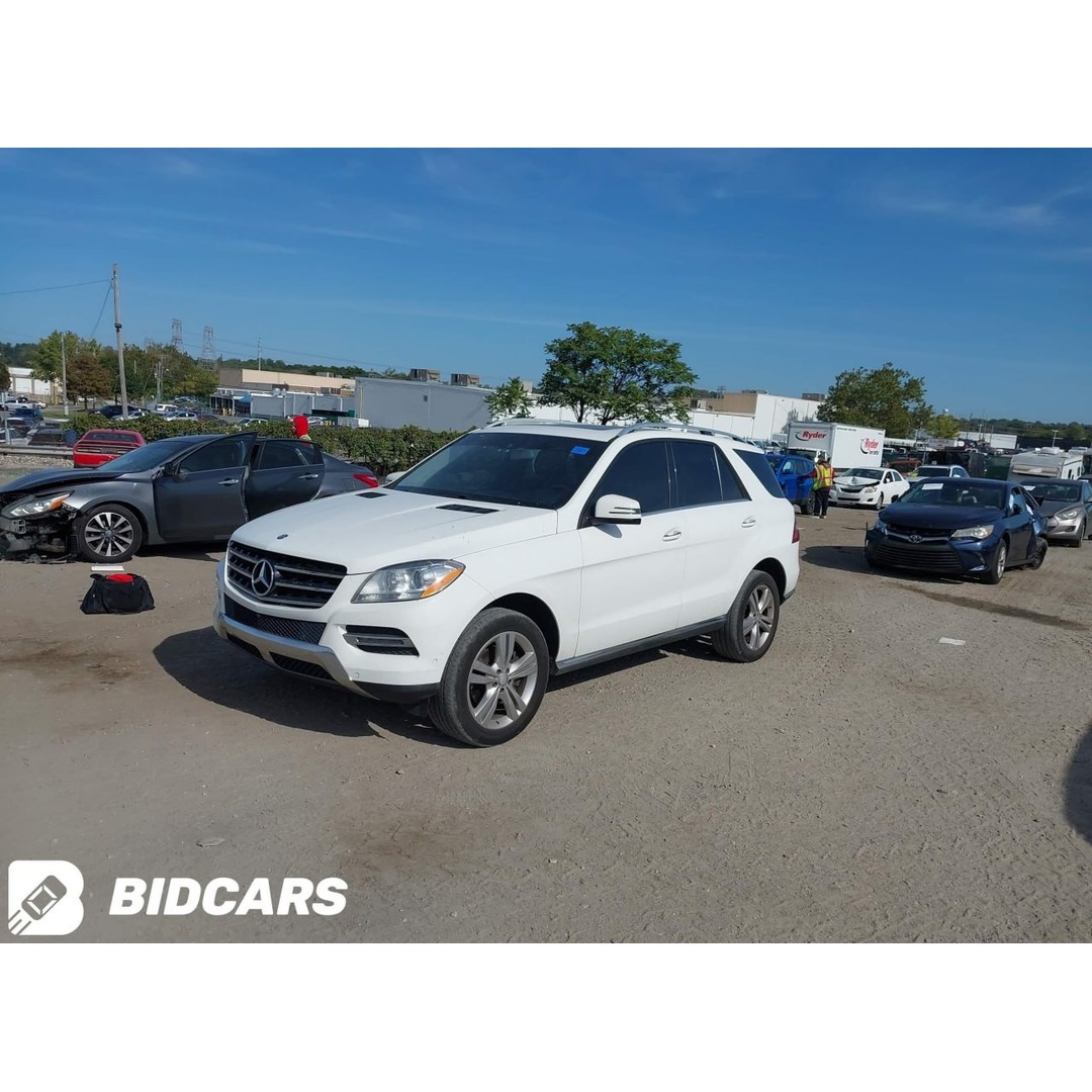 2015 MERCEDES-BENZ ML-Class  - Main Photo