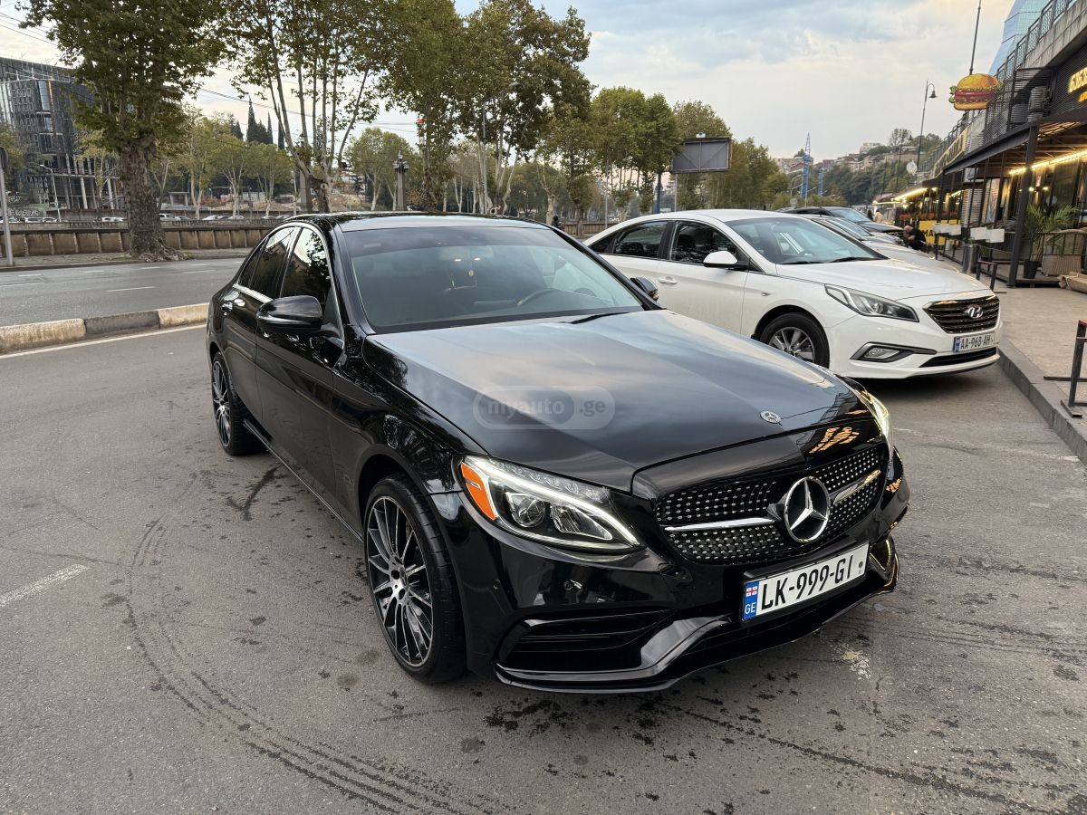 2017 Mercedes-Benz C 300  - Main Photo