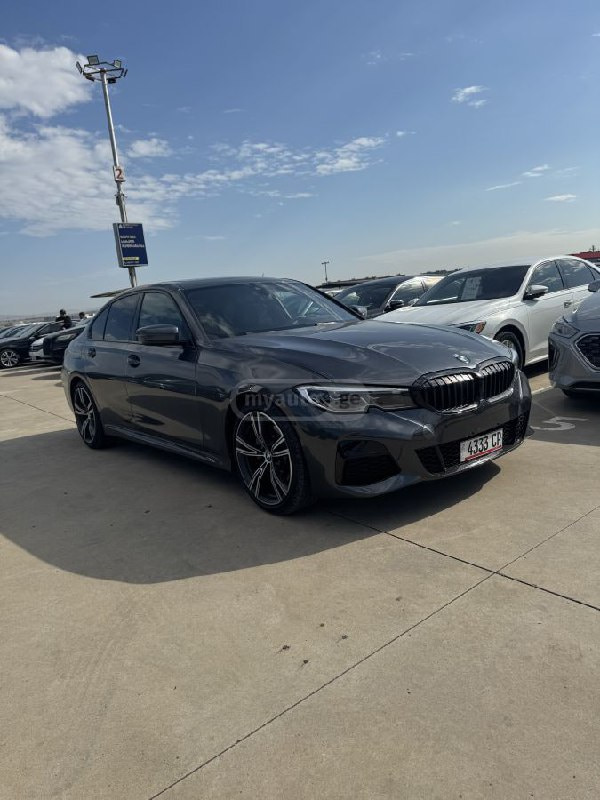 2021 BMW 330 - Main Photo