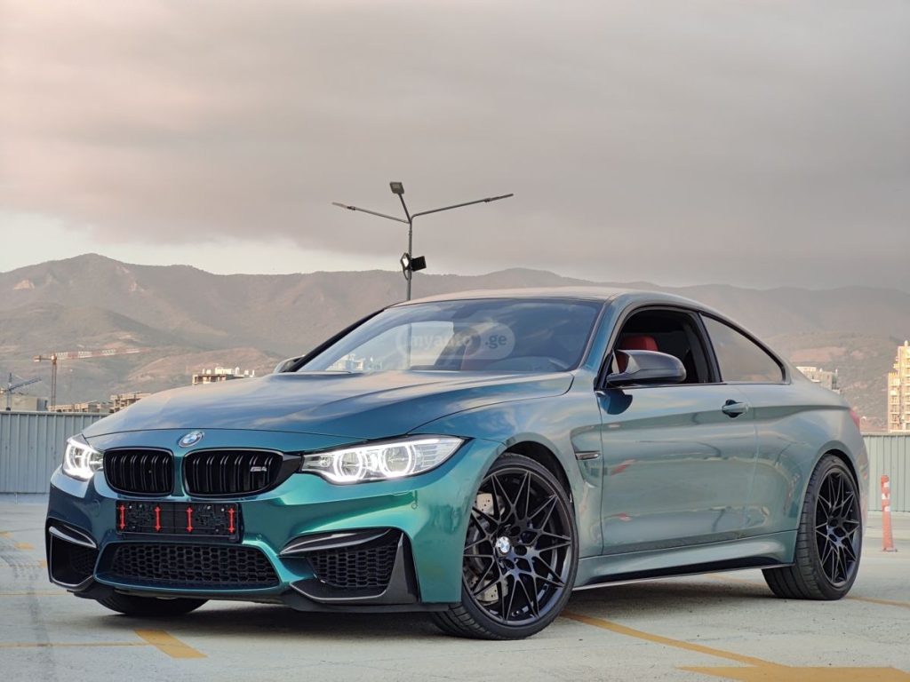 2015 BMW M4 - Main Photo