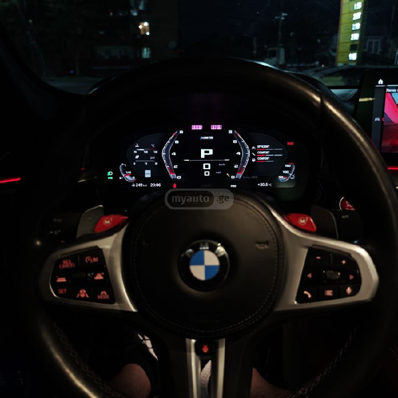 2021 BMW M5 - Photo 2