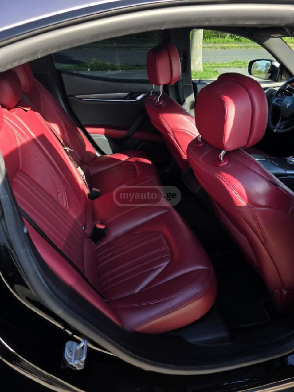 2018 Maserati Ghibli  - Photo 3