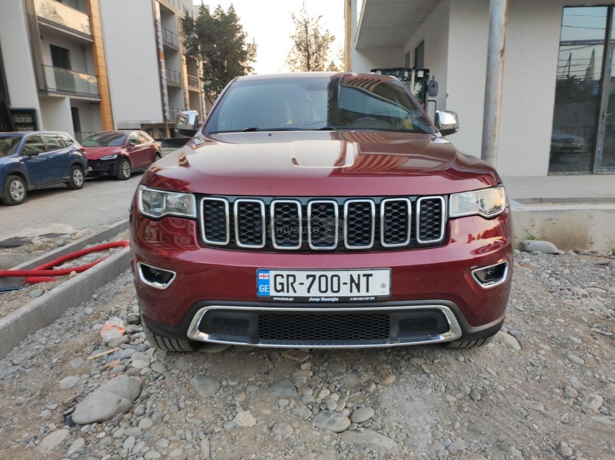 2019 Jeep Grand Cherokee  - Photo 3