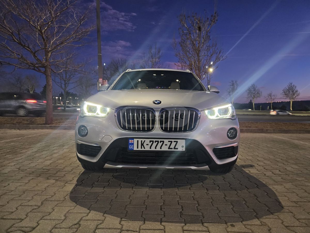 2017 BMW X1 - Photo 3