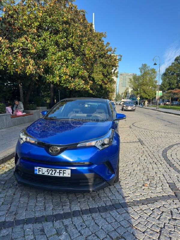 2019 Toyota CHR  - Photo 3