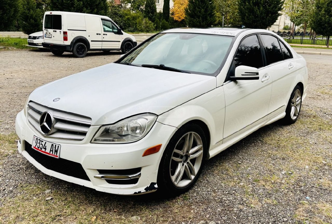 2014 Mercedes-Benz C 250  - Photo 4