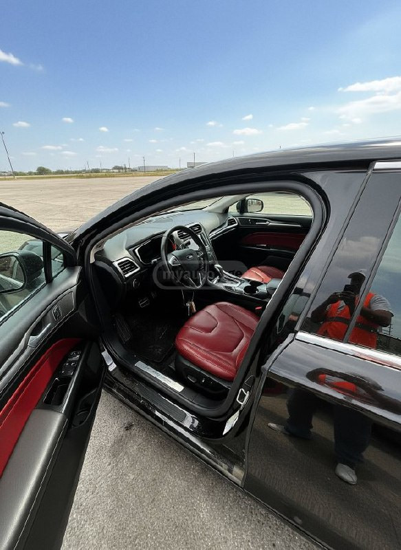 2014 Ford Fusion  - Photo 4