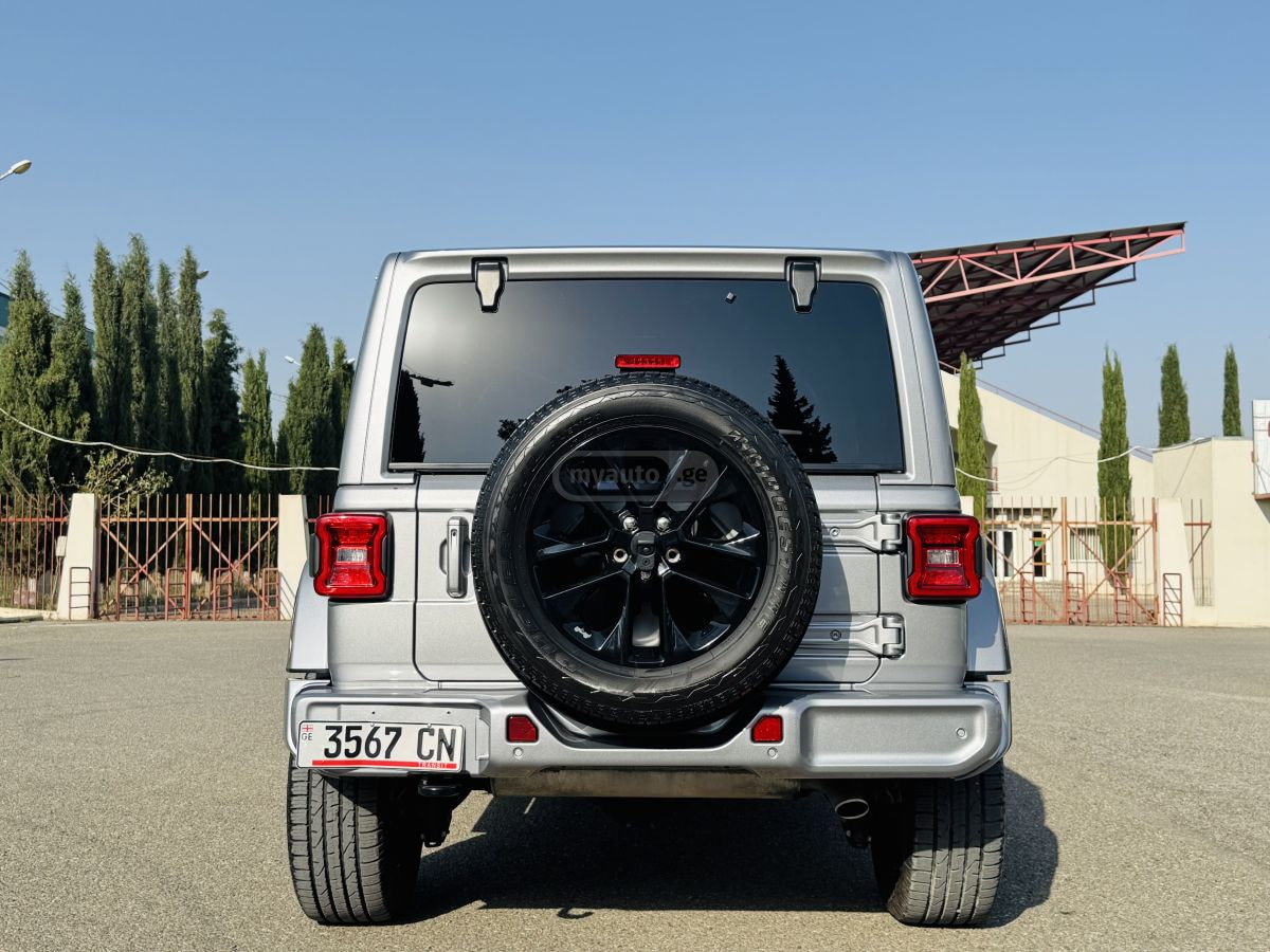 2021 Jeep Wrangler  - Photo 4