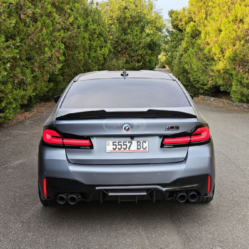 2021 BMW M5 - Photo 5