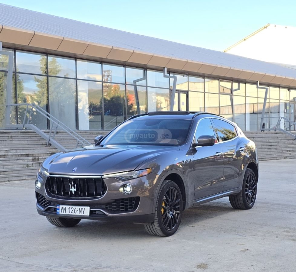 2017 Maserati Levante  - Photo 5