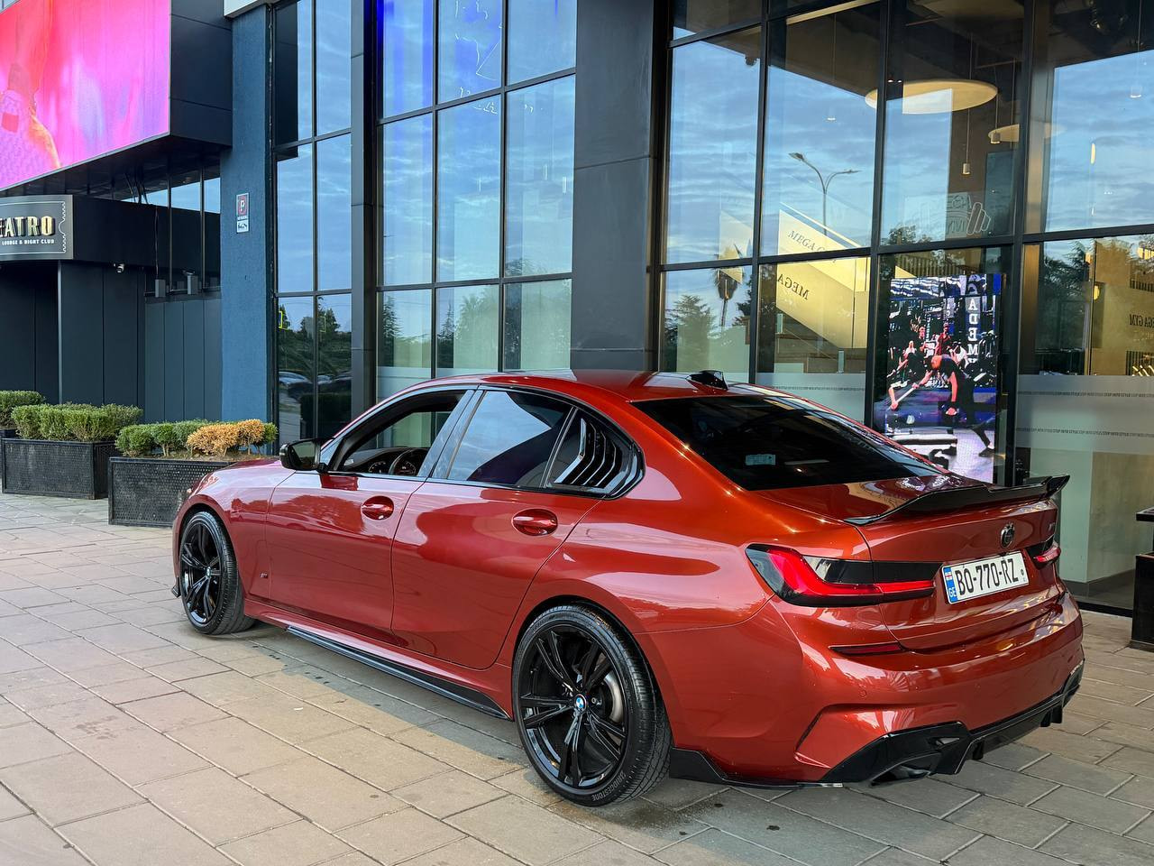 2020 BMW 330i - Main Photo