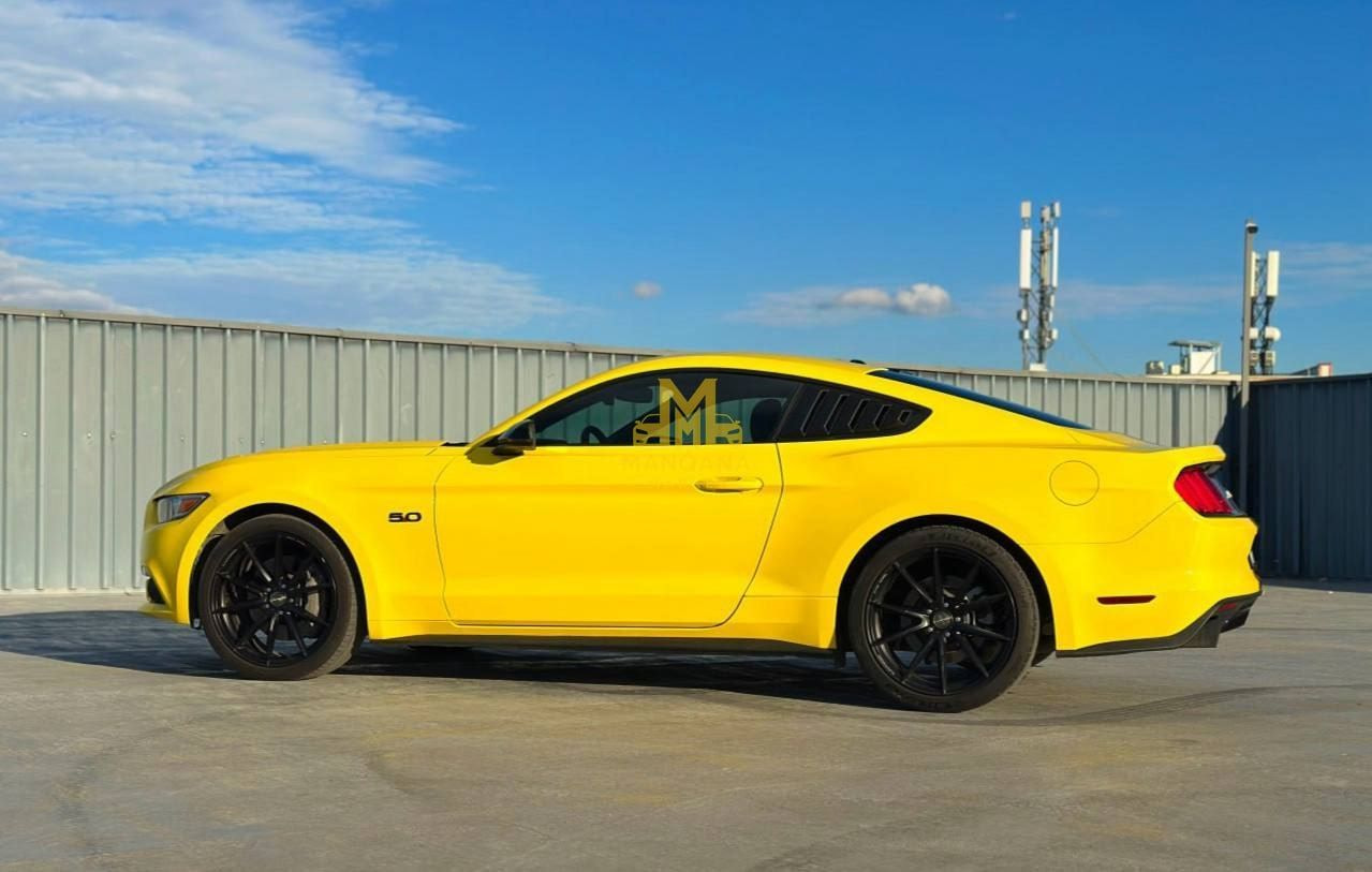 2015 FORD Mustang - Photo 2