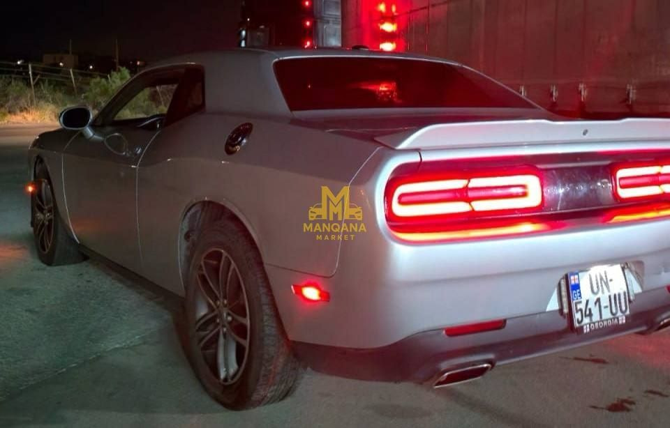 2019 DODGE Challenger - Photo 3
