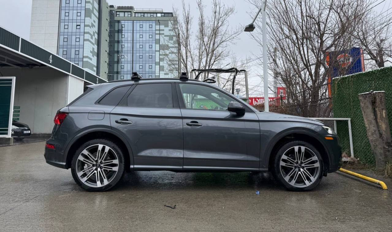 2019 AUDI SQ5 - Photo 4