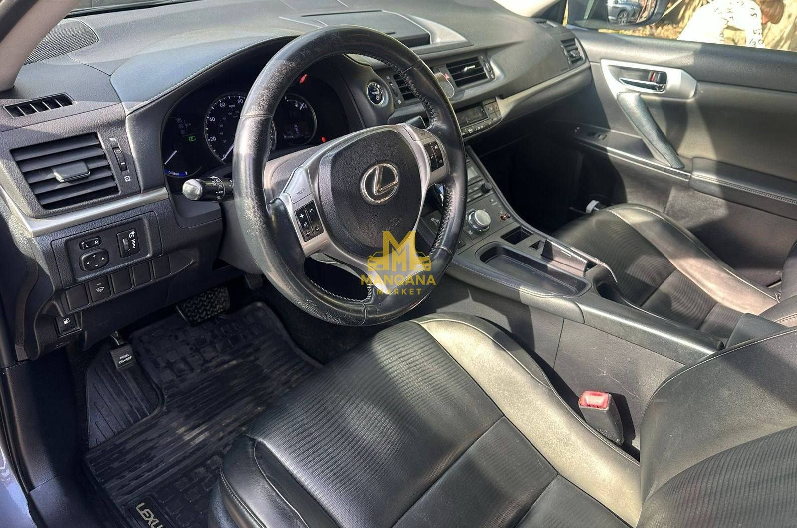 2012 LEXUS CT - Photo 4