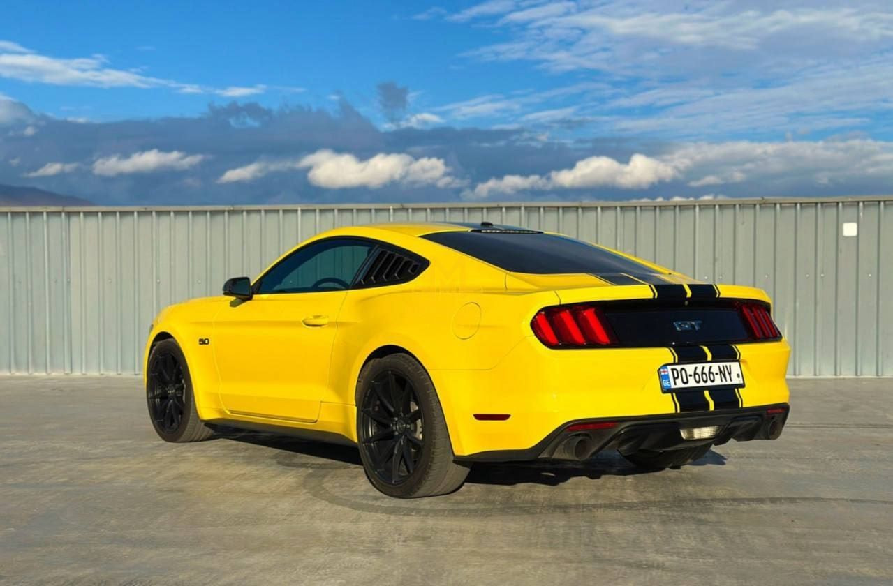 2015 FORD Mustang - Photo 4