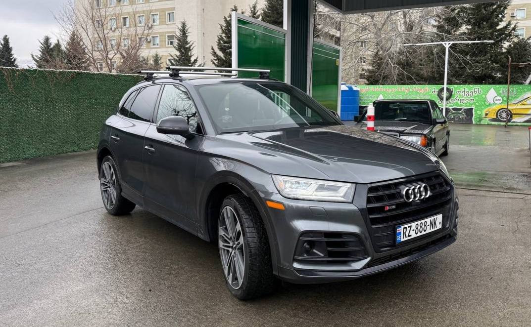 2019 AUDI SQ5 - Photo 5