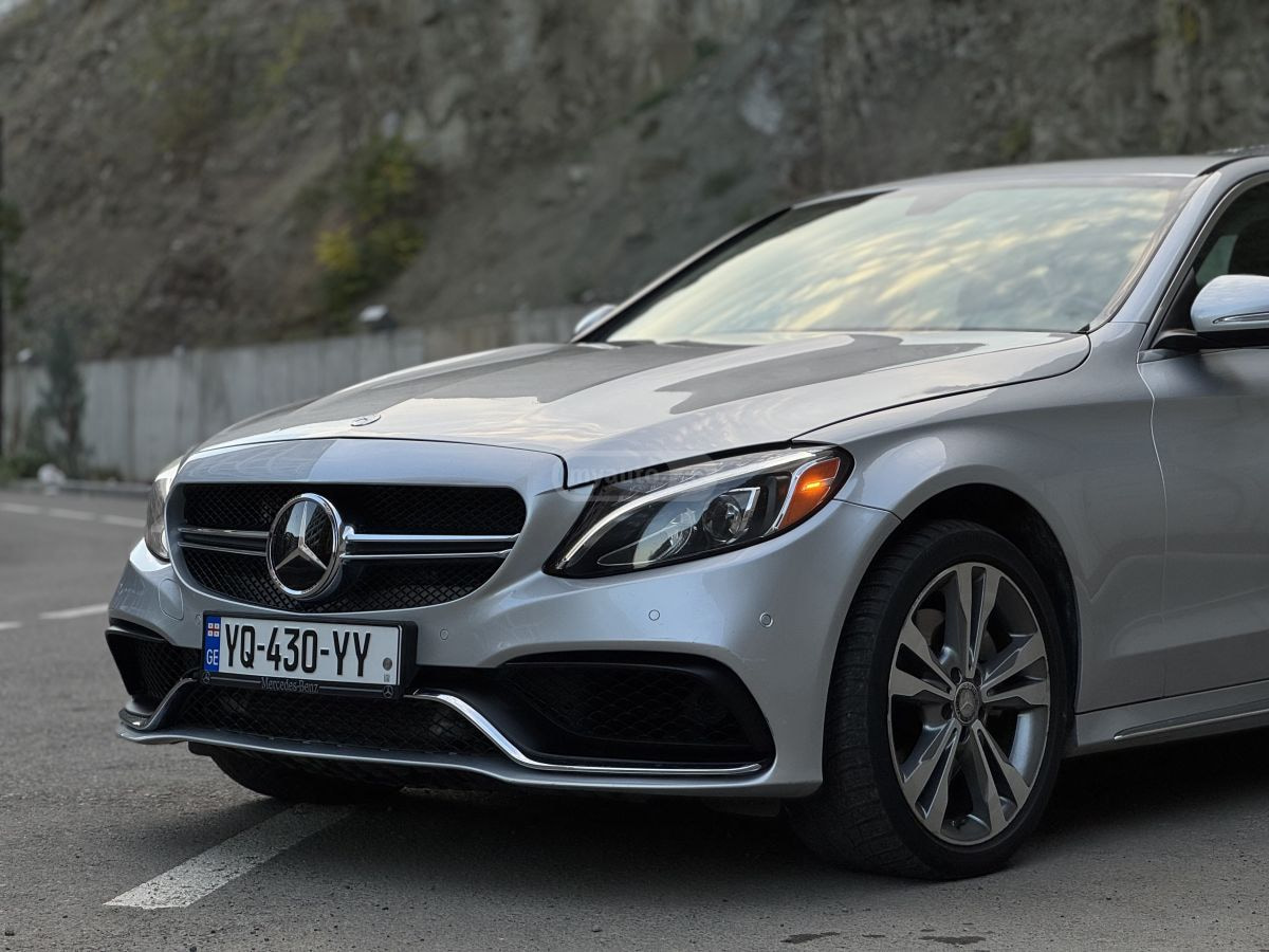 2015 Mercedes-Benz C 300  - Photo 5