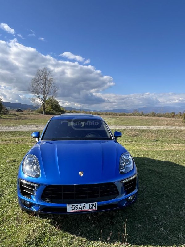 2017 Porsche Macan  - Photo 5