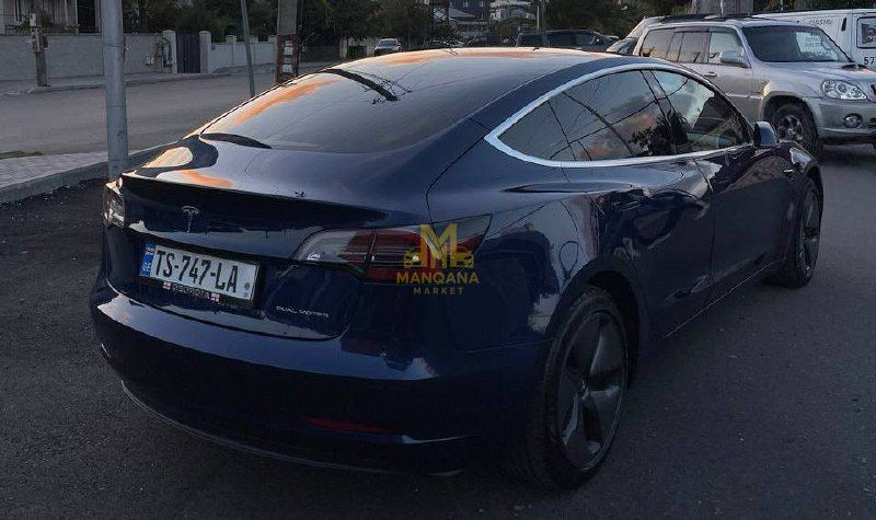 2018 TESLA Model 3 - Main Photo