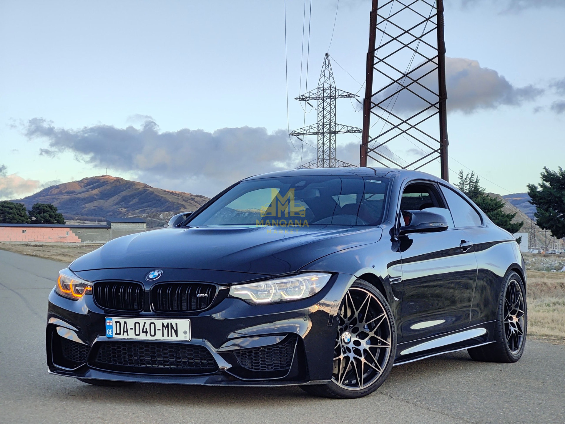 2018 BMW M4 - Main Photo