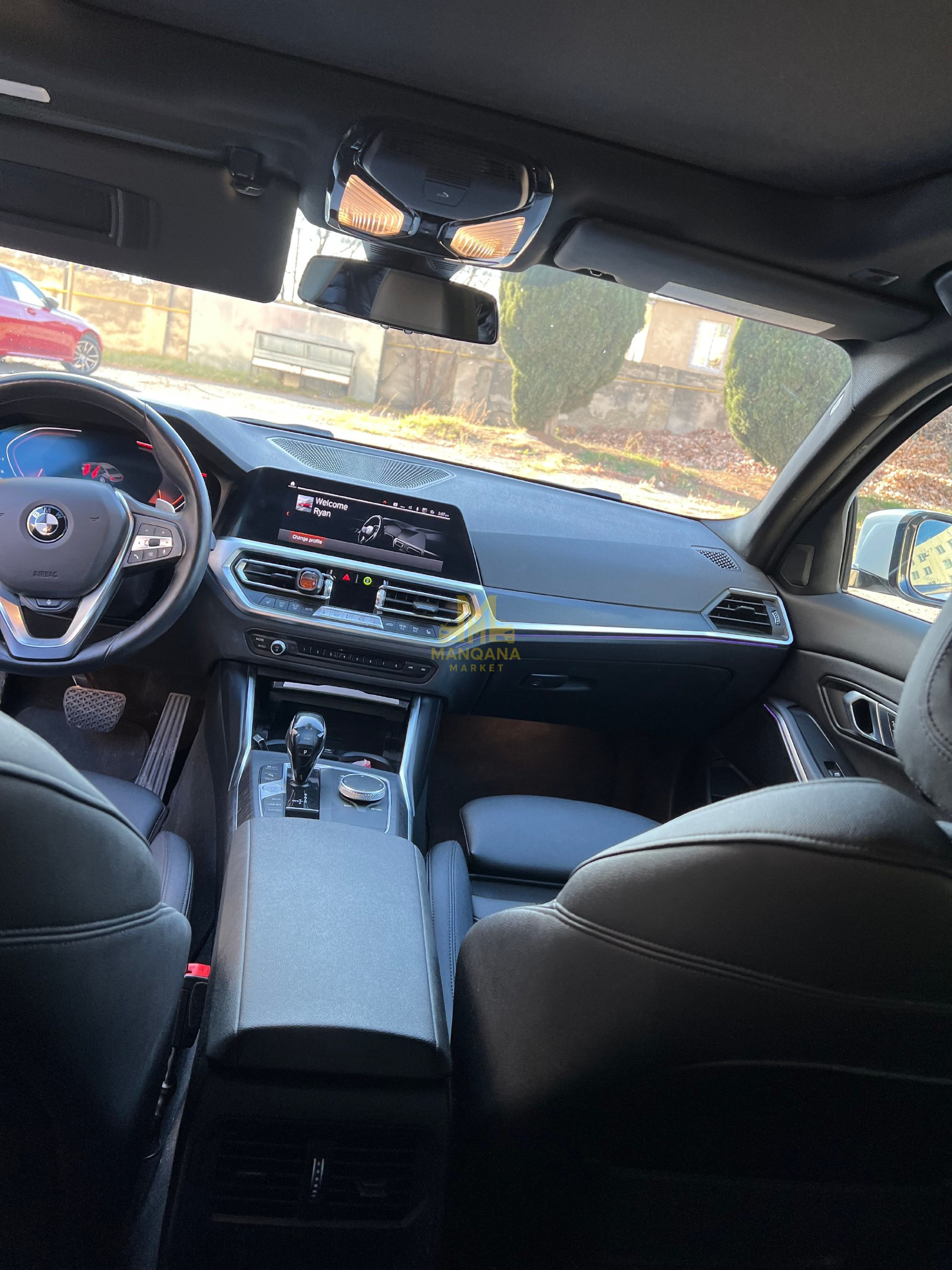 2021 BMW 330i - Photo 2