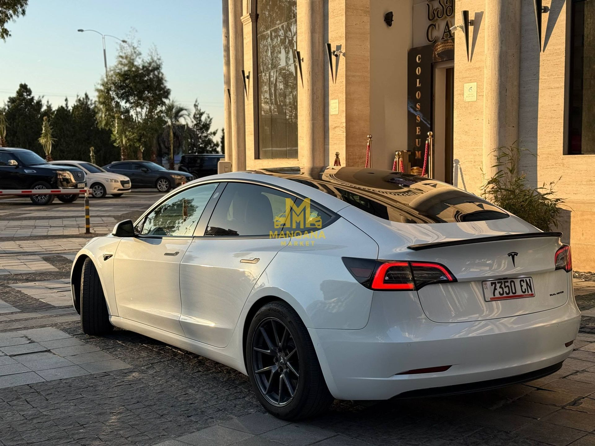 2022 TESLA Model 3 - Photo 2