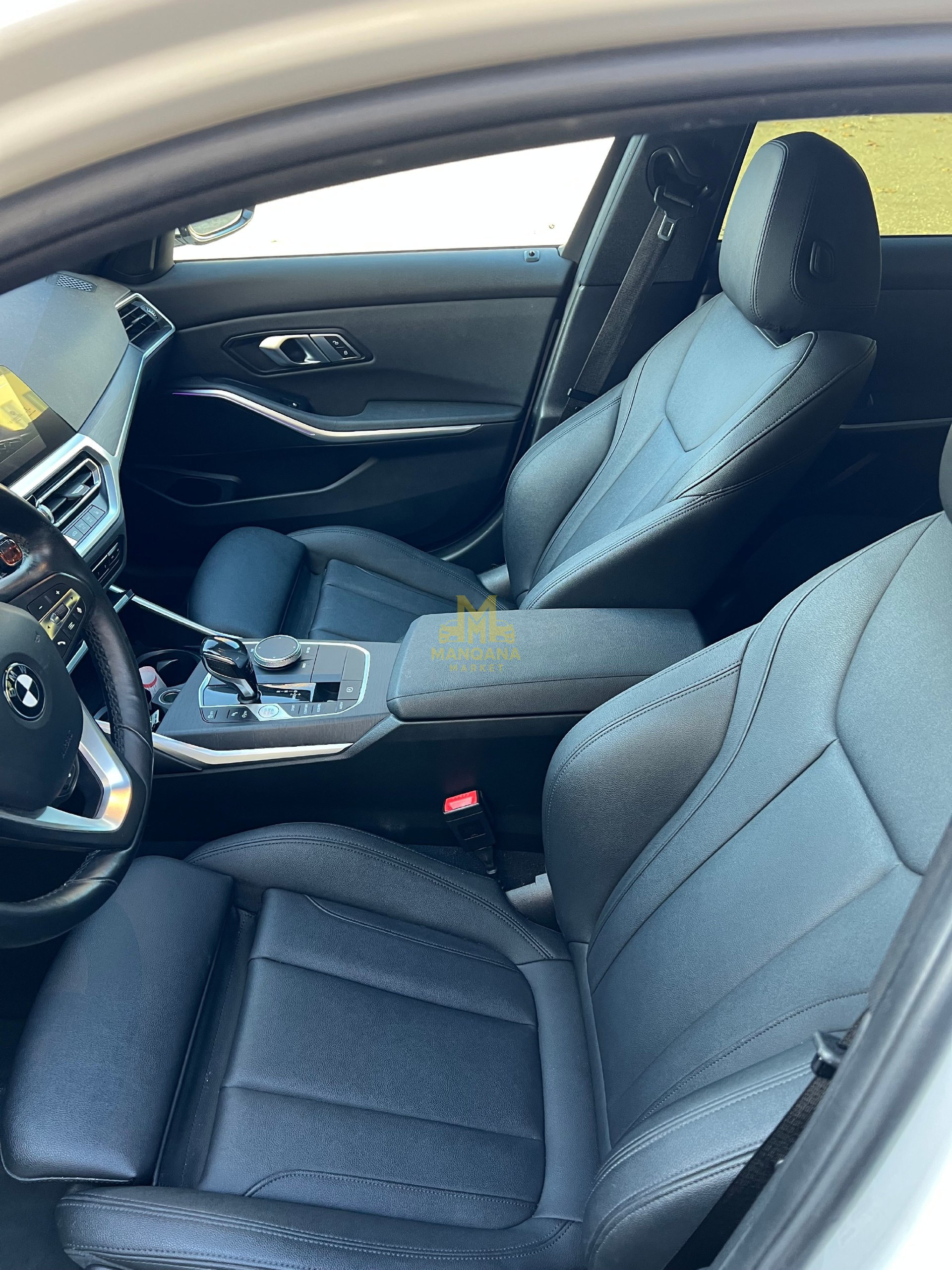 2021 BMW 330i - Photo 3