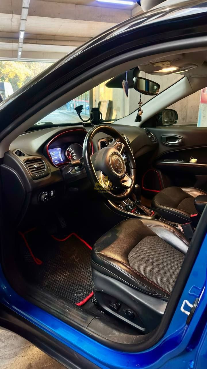 2018 JEEP Compass - Photo 3