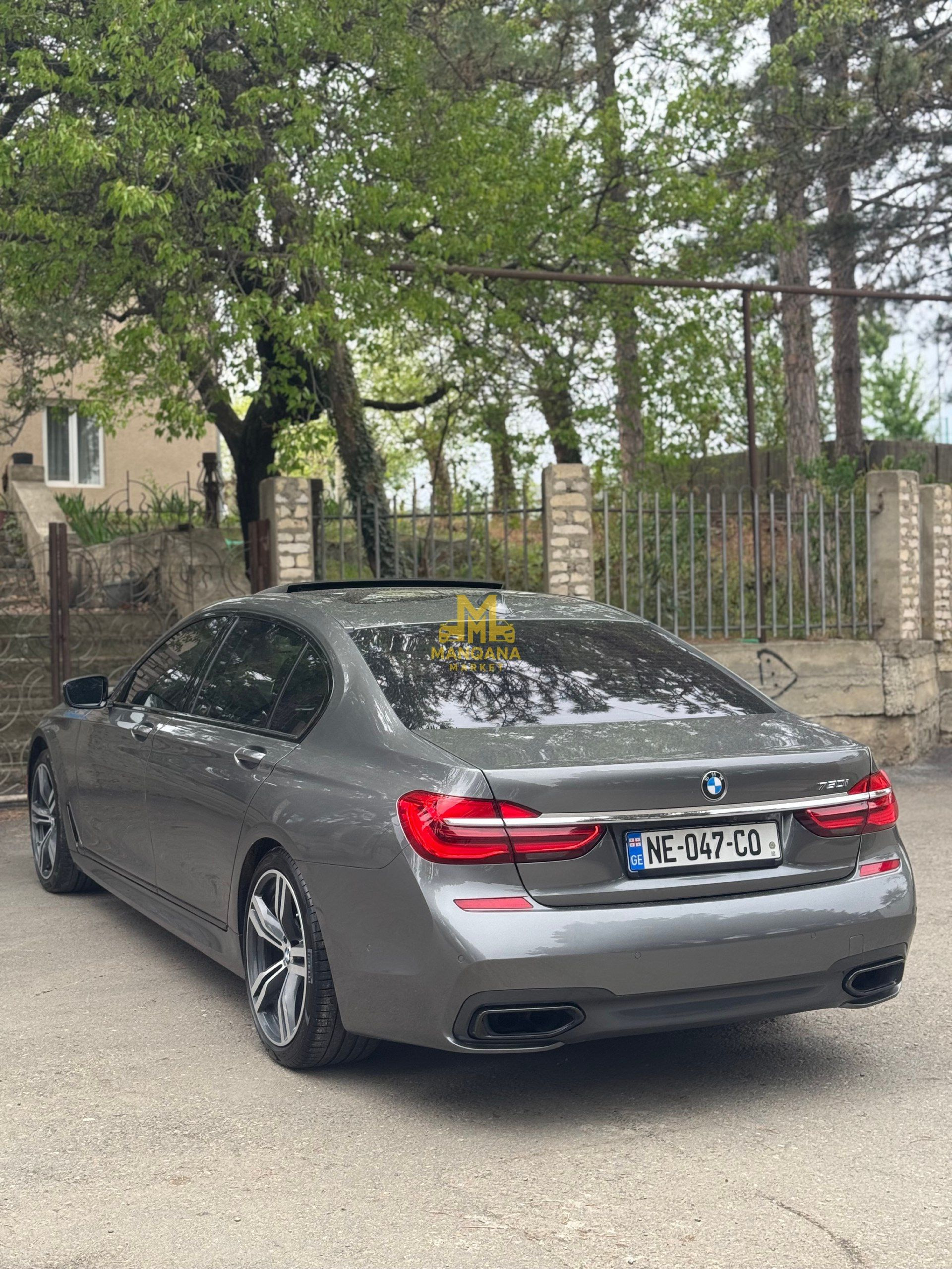 2019 BMW 750i - Photo 4