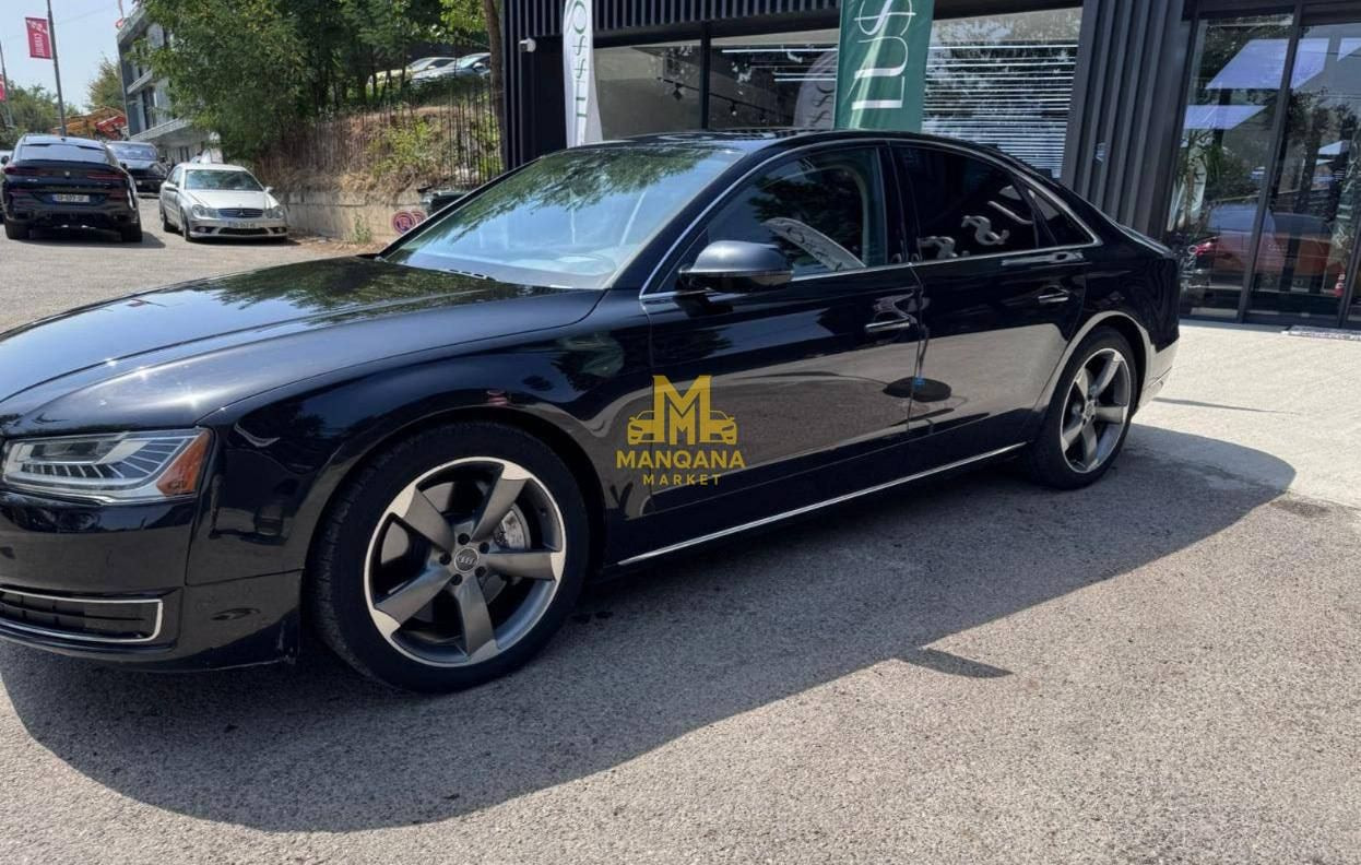 2015 AUDI A8 - Photo 4