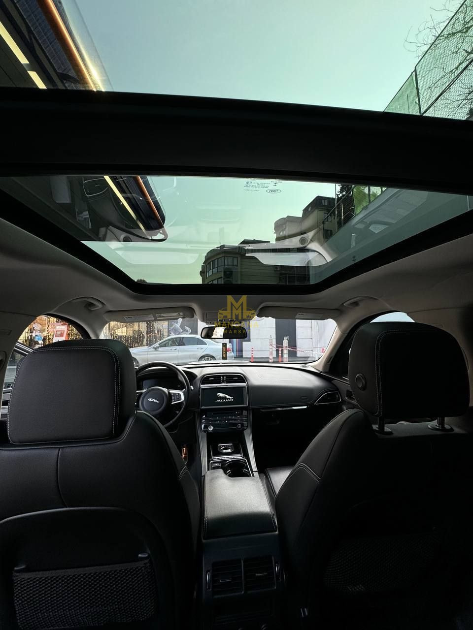 2017 JAGUAR F-PACE  - Photo 4