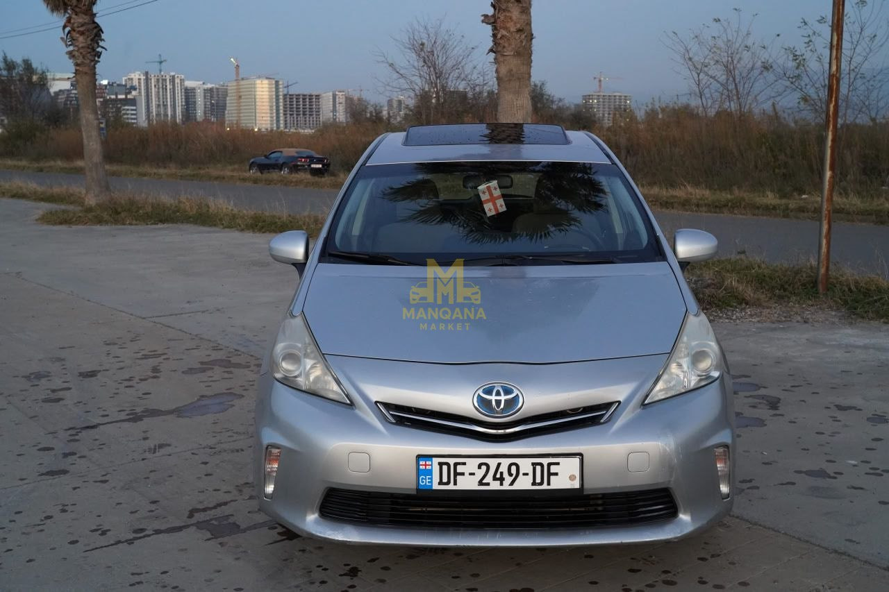 2012 TOYOTA Prius V - Photo 4