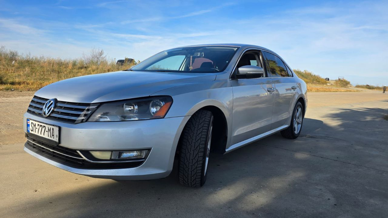 2013 VOLKSWAGEN Passat - Photo 5