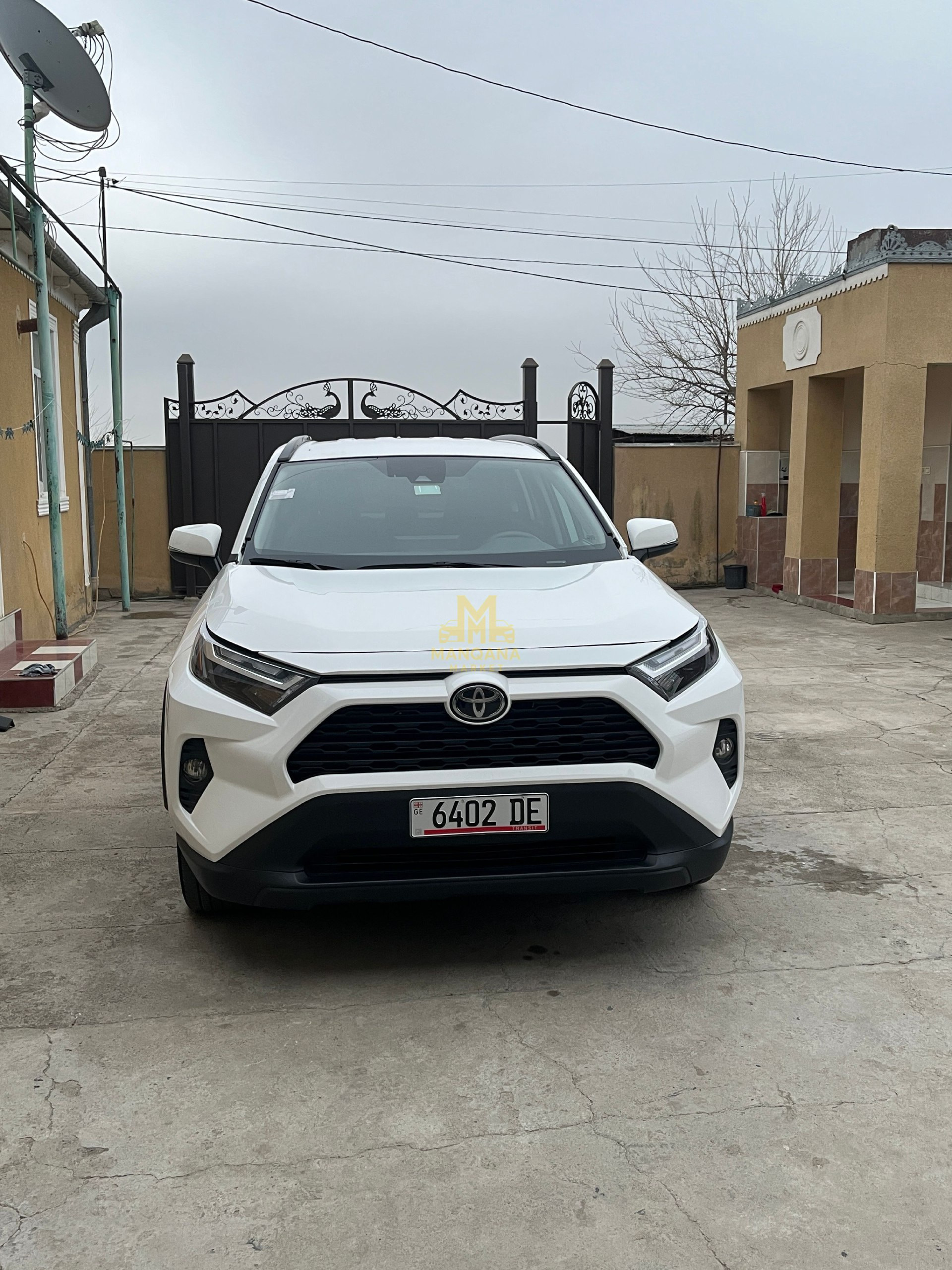 2022 TOYOTA RAV4 - Main Photo