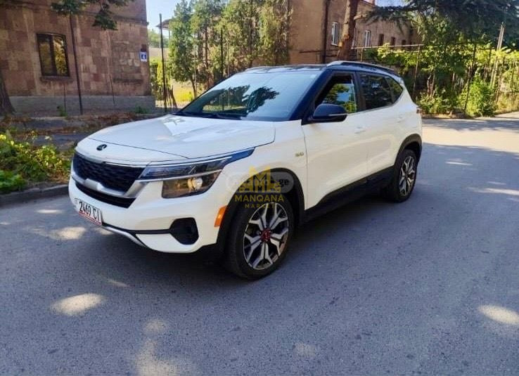2021 KIA Seltos - Main Photo