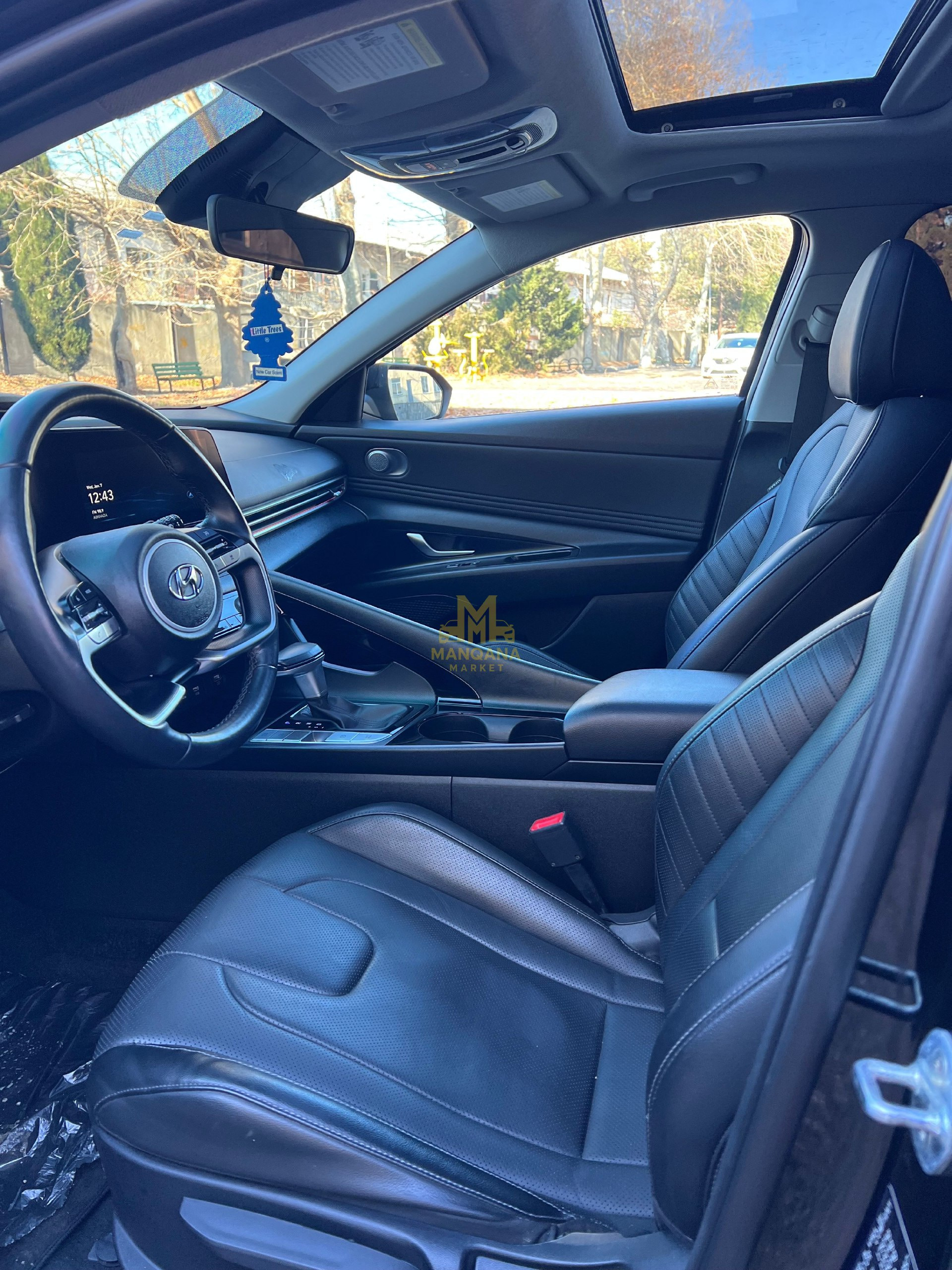 2023 HYUNDAI Elantra - Photo 2