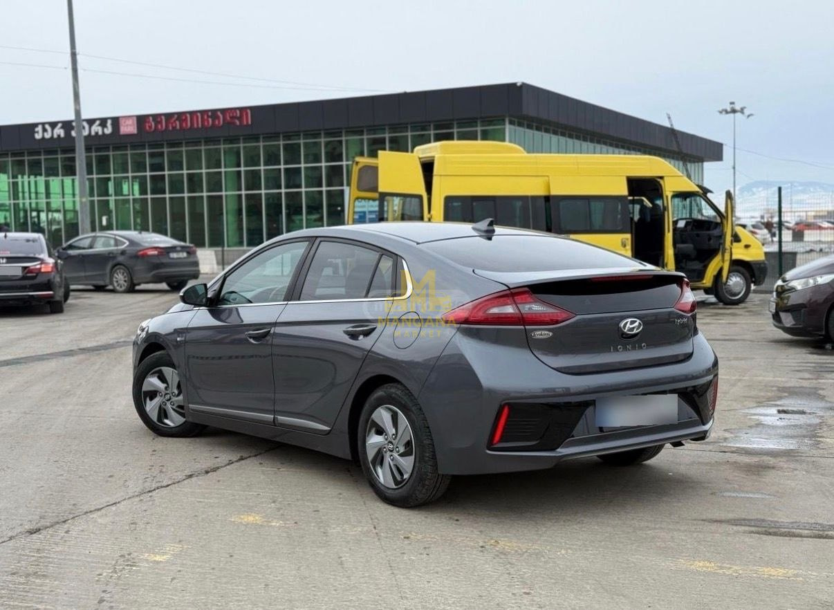 2017 HYUNDAI Ioniq - Photo 3