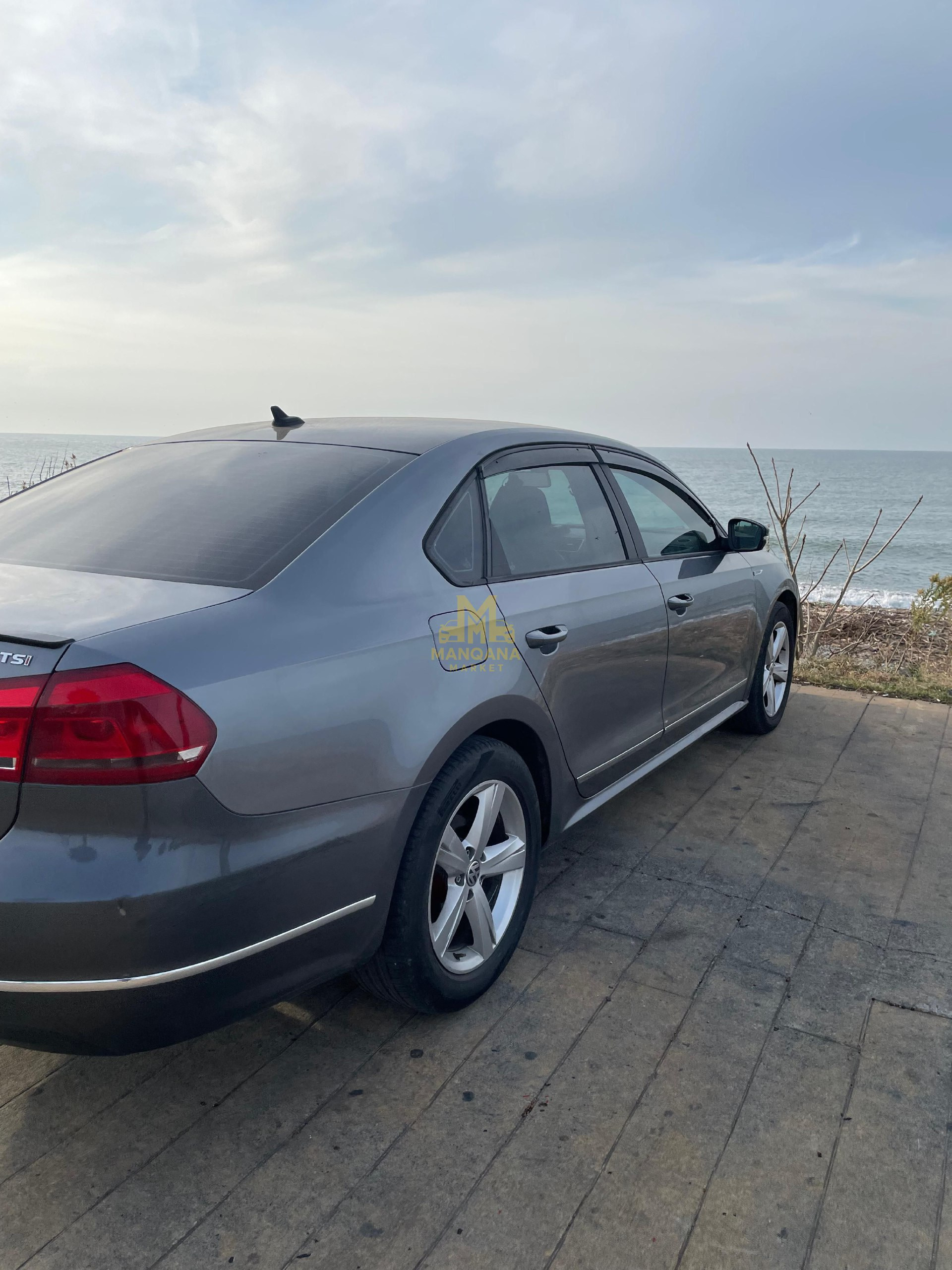 2015 VOLKSWAGEN Passat - Photo 4