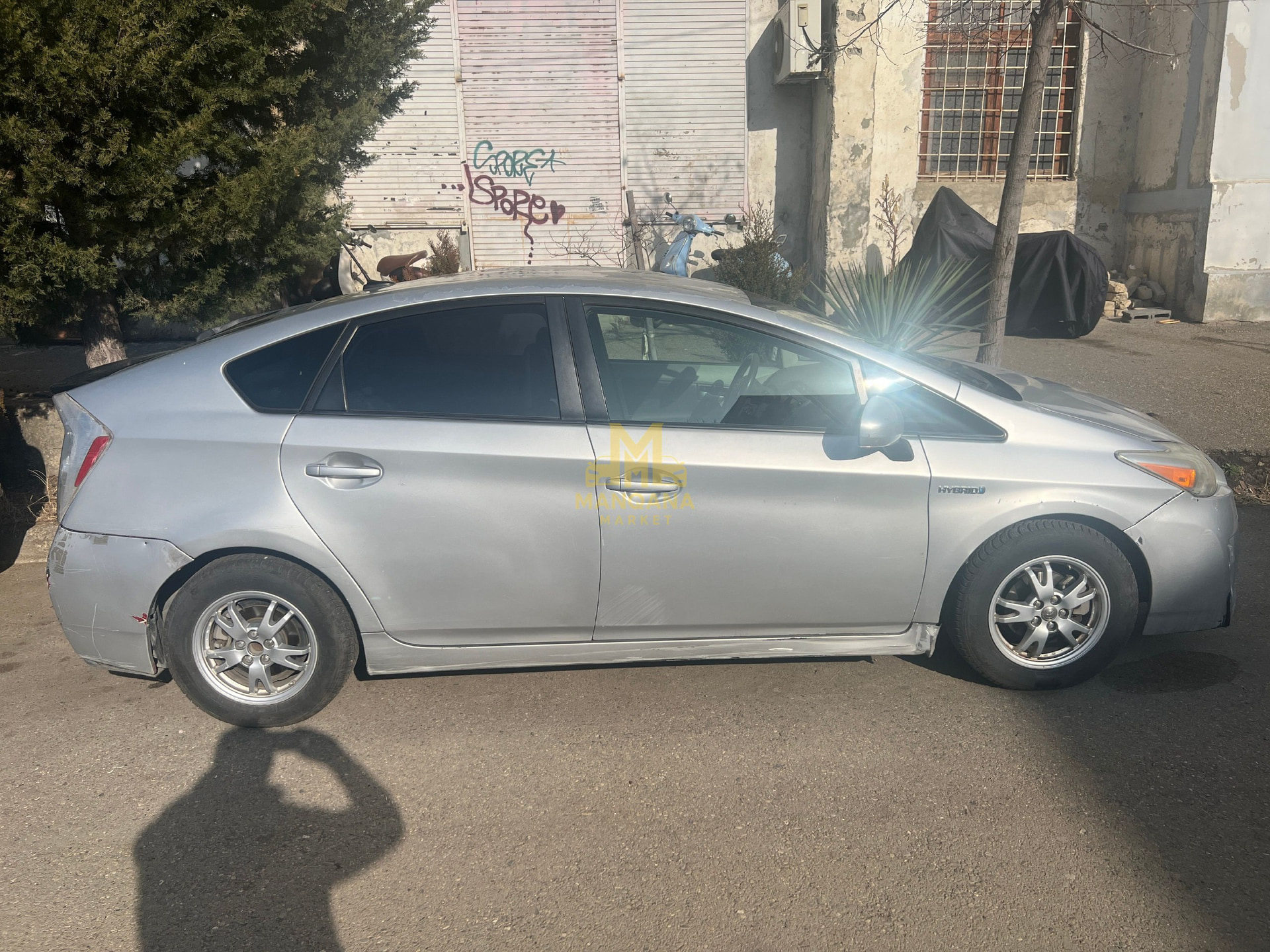 2011 TOYOTA Prius - Photo 4