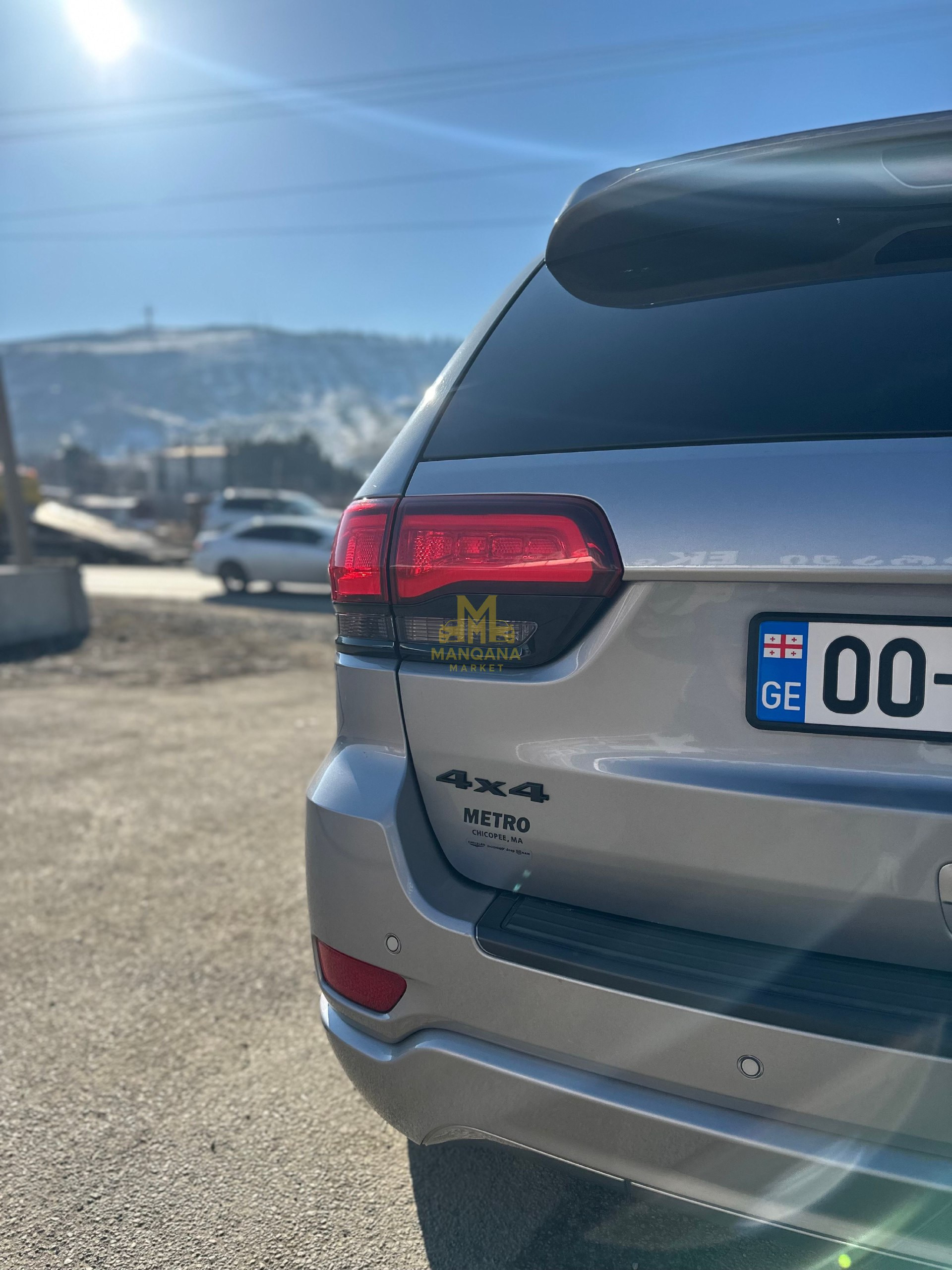 2018 JEEP Grand Cherokee - Photo 4
