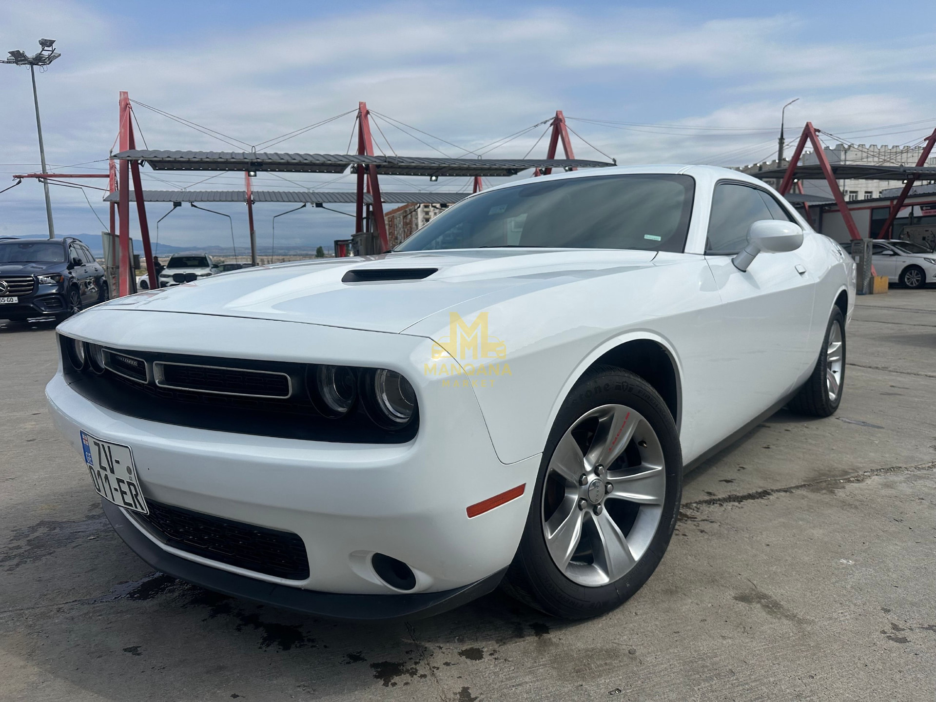 2020 DODGE Challenger - Photo 5