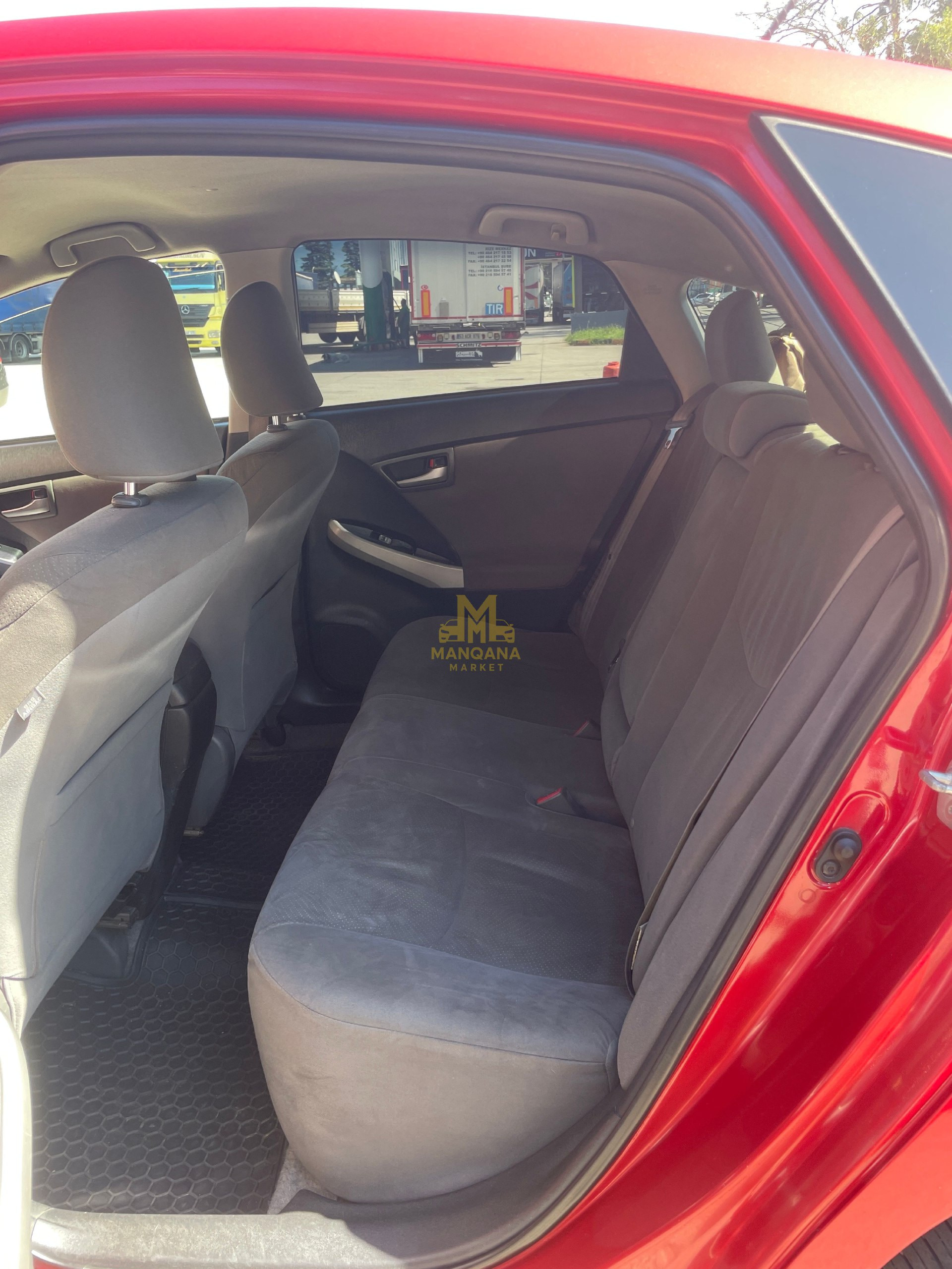 2013 TOYOTA Prius - Photo 5