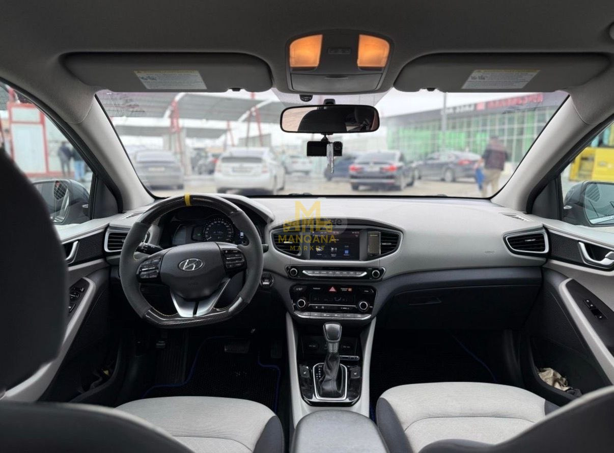 2017 HYUNDAI Ioniq - Photo 6