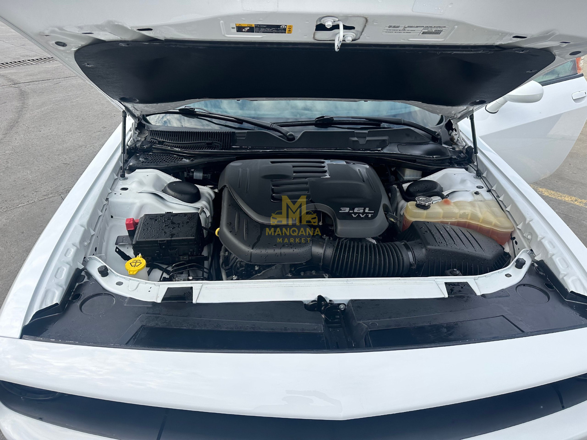 2020 DODGE Challenger - Photo 6