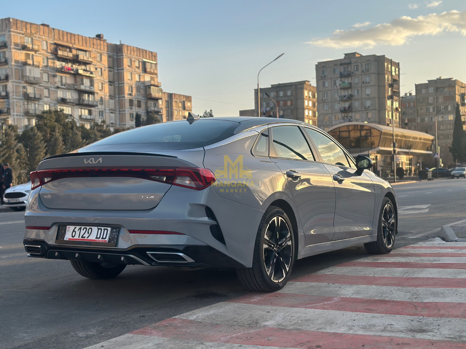 2023 KIA K5 - Photo 6