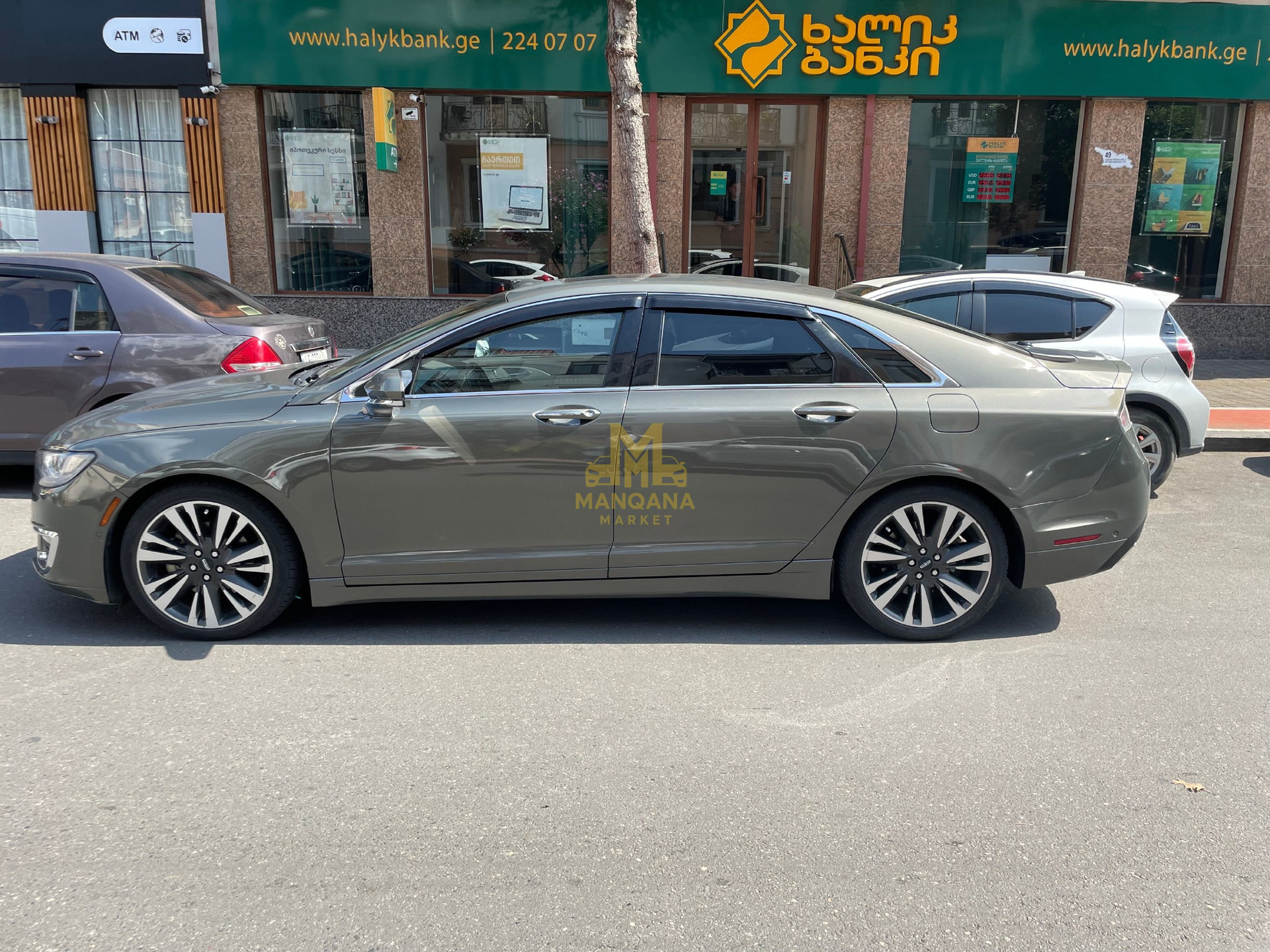 2017 LINCOLN MKZ - Photo 3