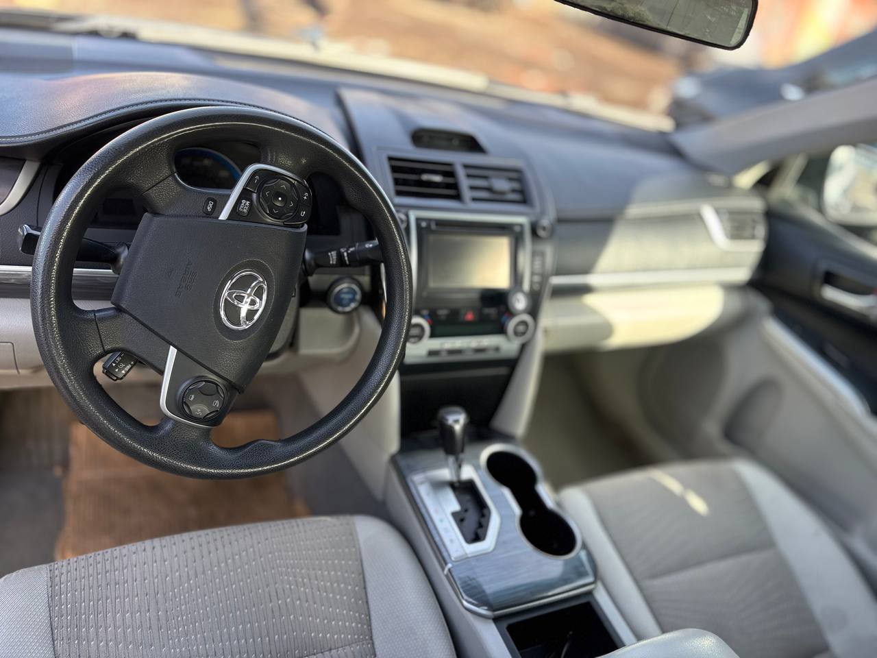 2014 TOYOTA Camry - Photo 4