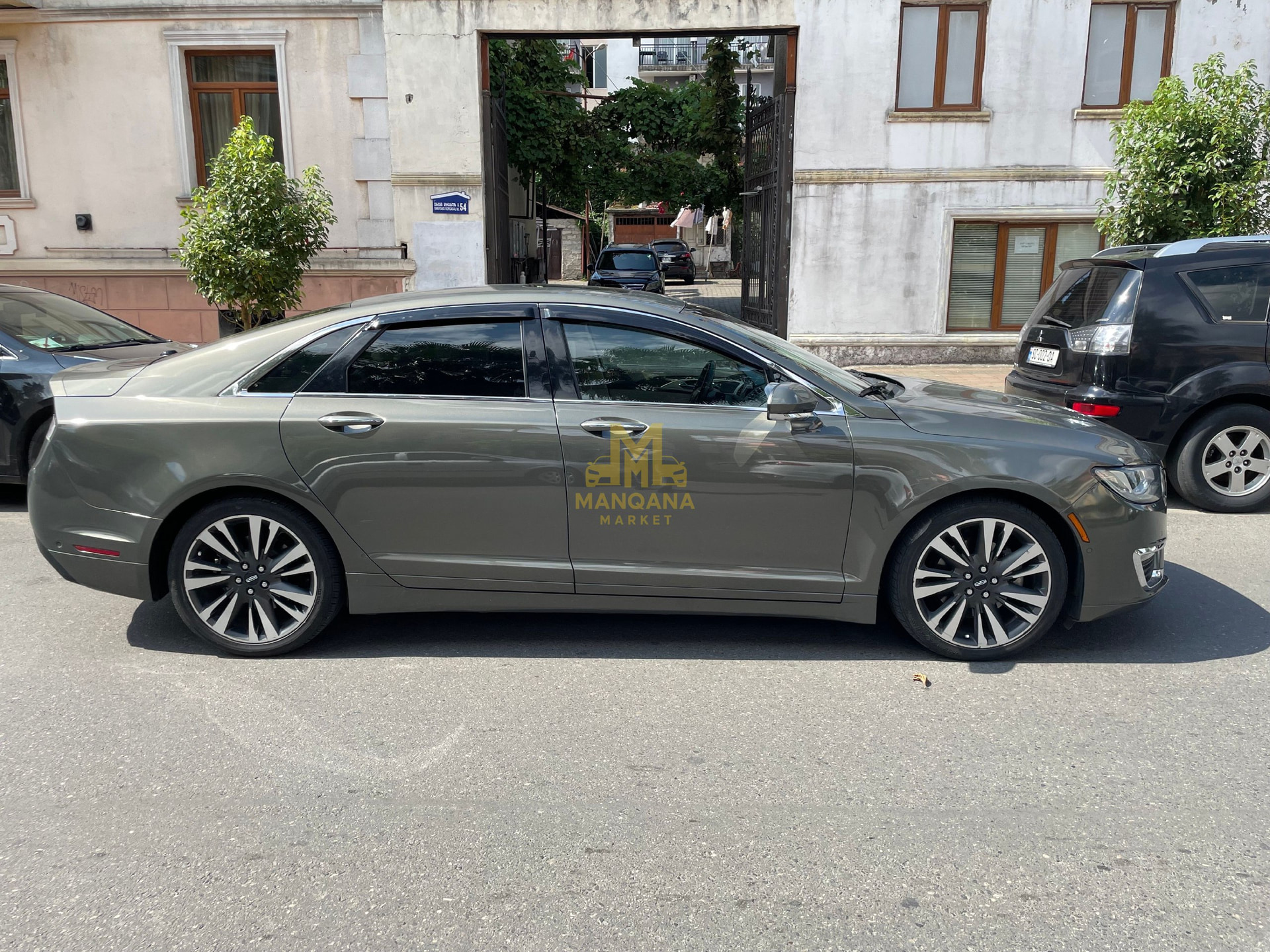 2017 LINCOLN MKZ - Photo 4